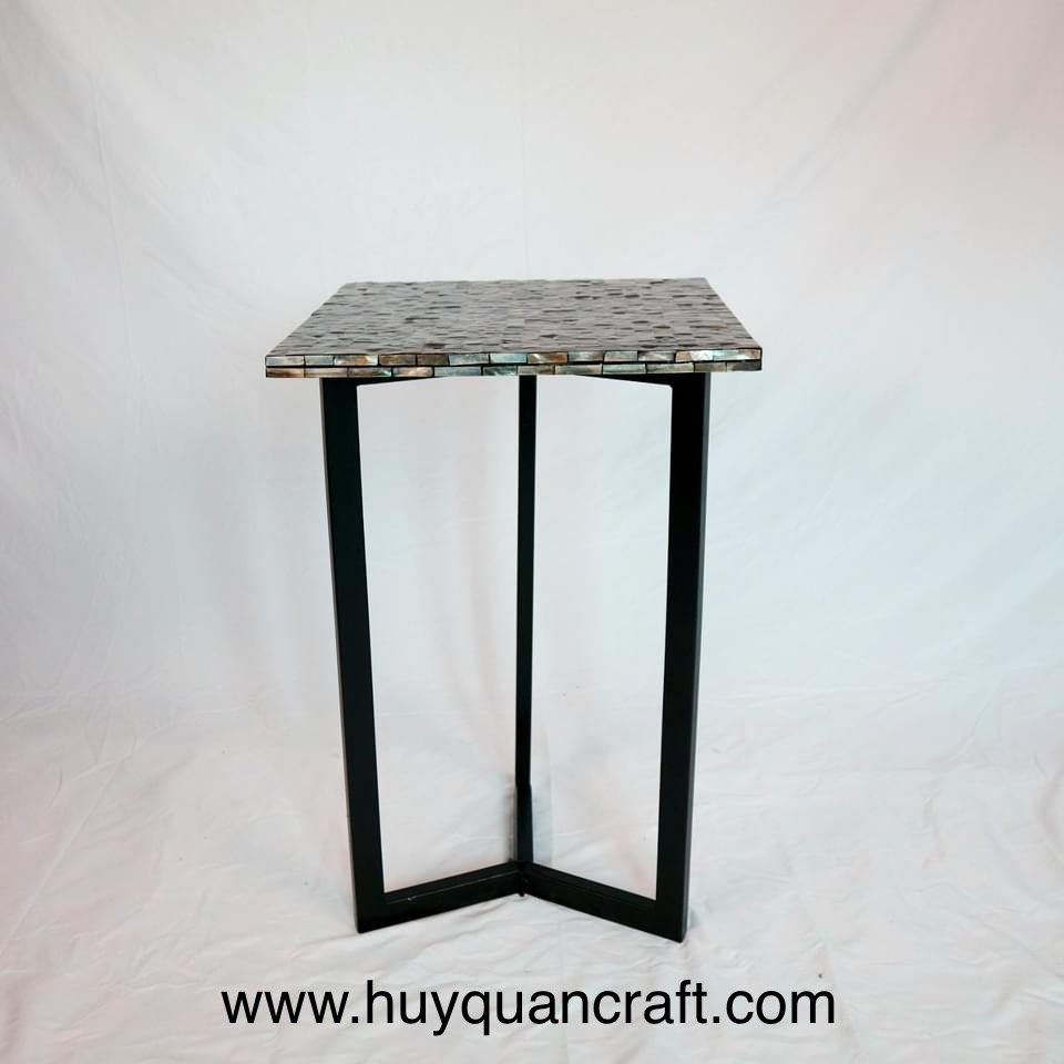 HQ12529 Mother of pearl lacquer stool